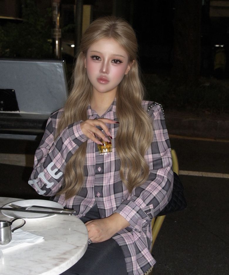 허그 아플리케 체크셔츠 핑크