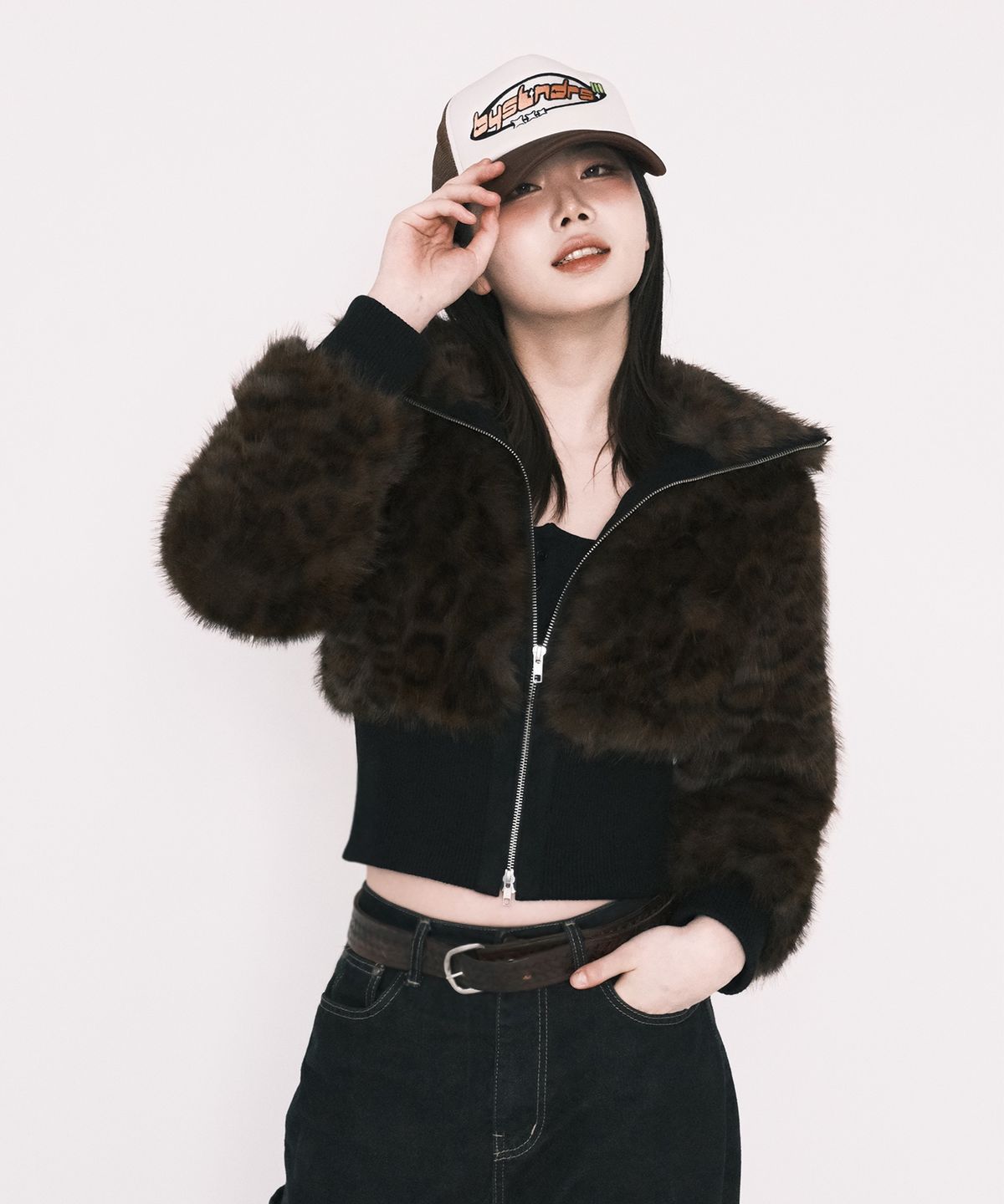 해빙(HAEBING) Half-Rib Leopard Fur Jacket