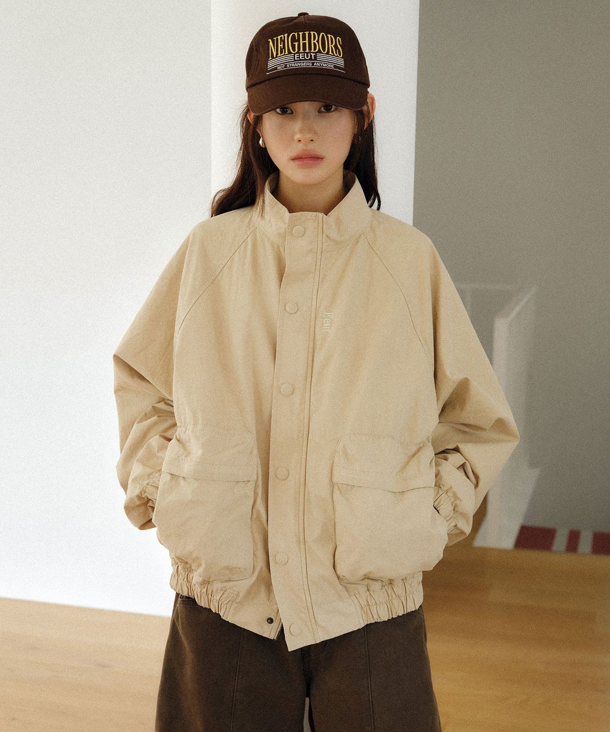 이우트(EEUT) WASHED POCKET BLOUSON JACKET / LIGHT BEIGE