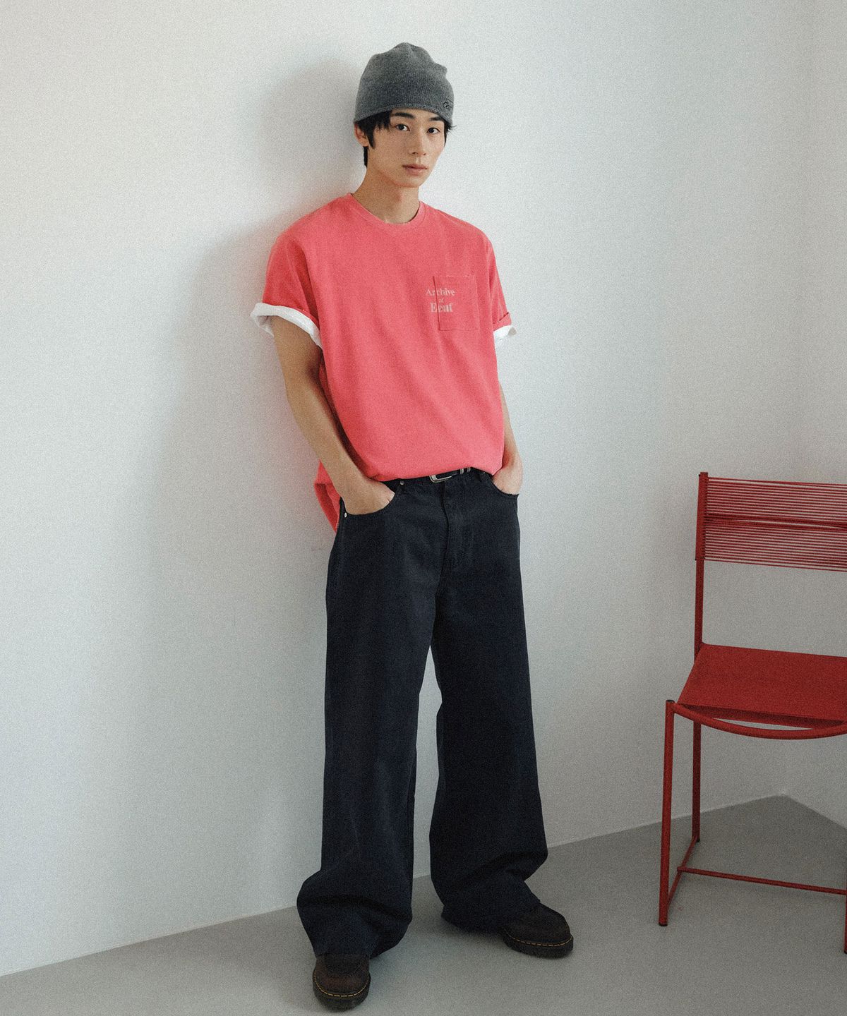 이우트(EEUT) ARCHIVE POCKET T-SHIRT / RED