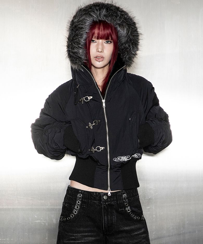 [글랙 × 빛오] GBOJ001 토글 후디드 크롭 패딩 숏 파카 G26OH007BK (BLACK)