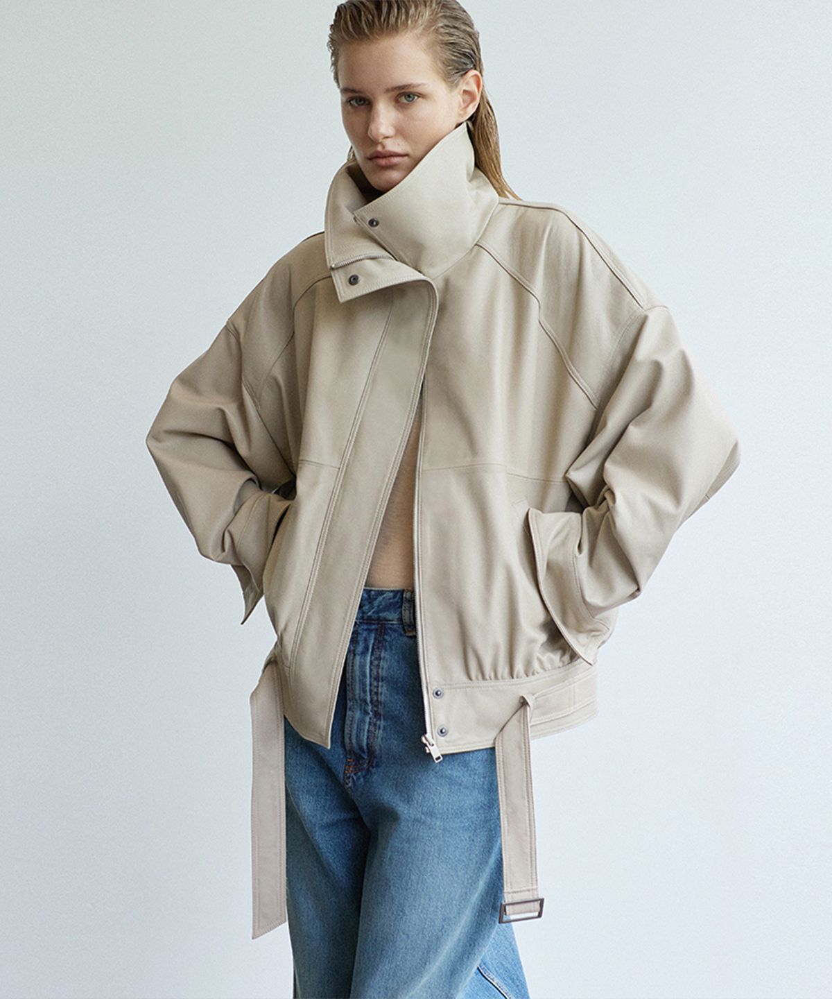 베르데마르(VERDEMAR) High-Neck Belted Leather Blouson_Cream