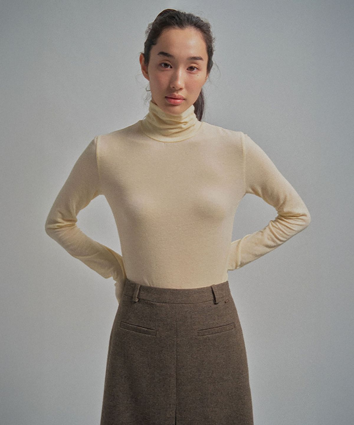 망고매니플리즈(MANGO MANY PLEASE) SHEERLY TURTLE TEE_LIGHT YELLOW