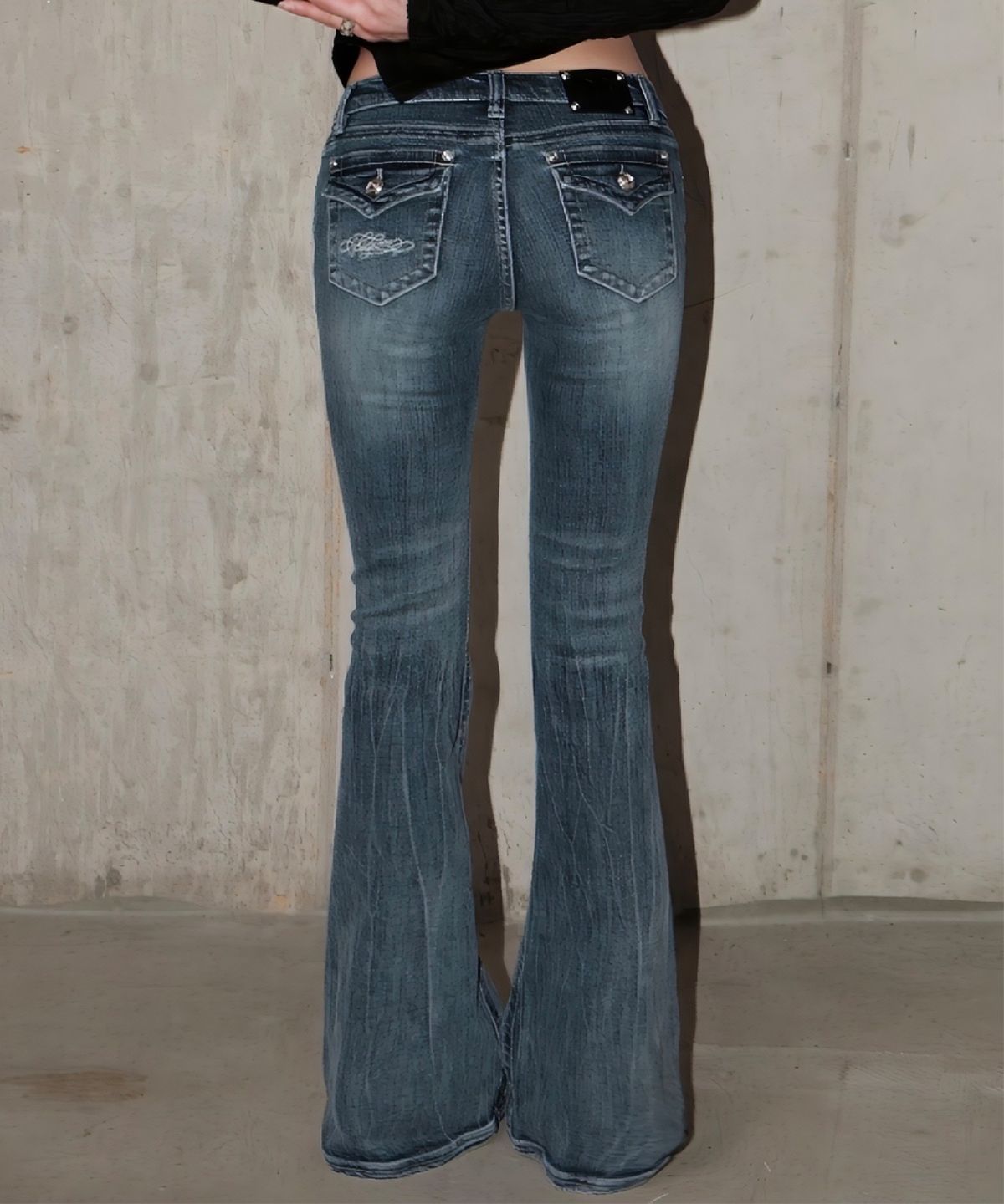 511비전(511VISION) DUSTY LOW-RISE BOOTCUT DENIM PANTS