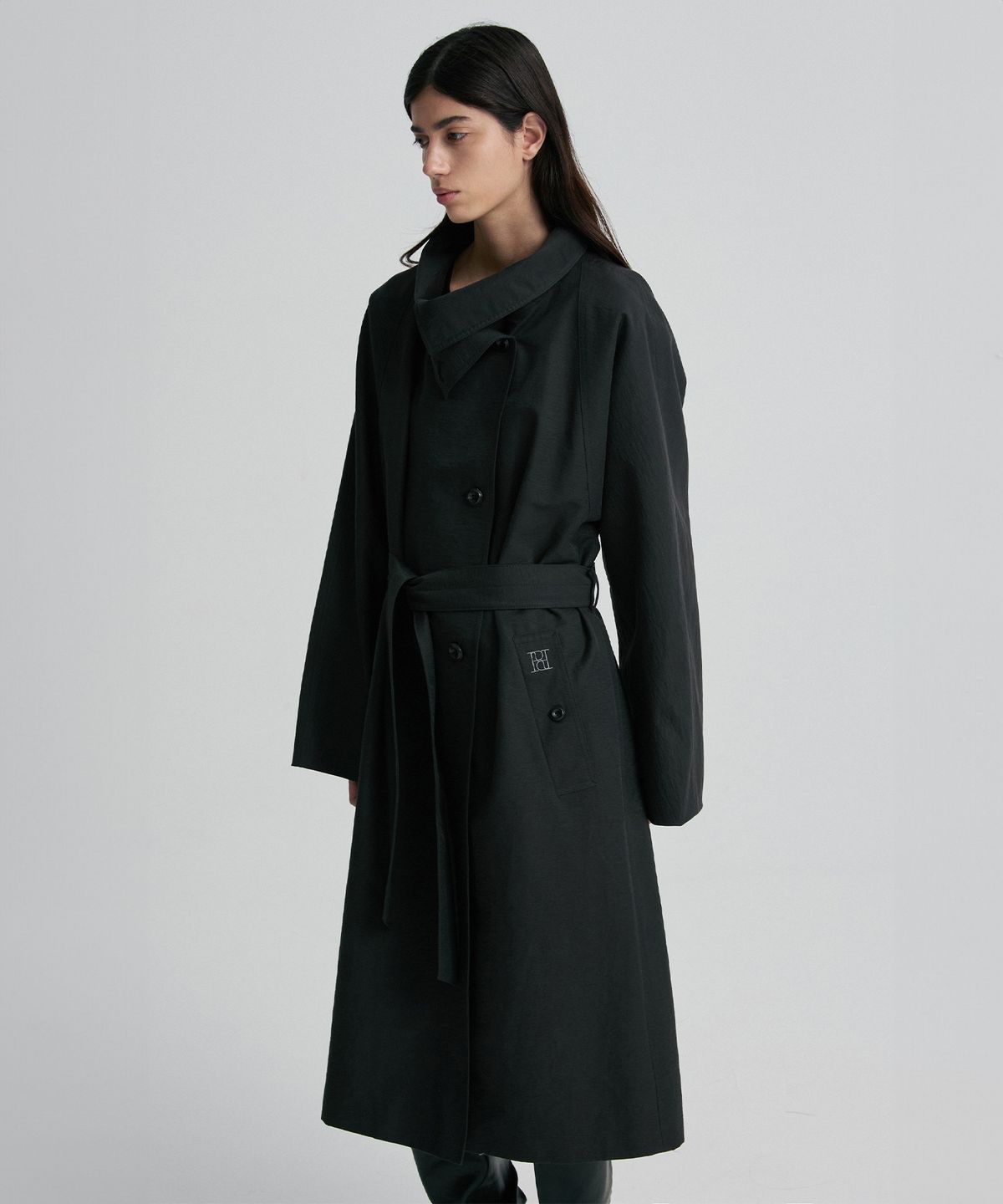 리이(RE RHEE) FUNNEL NECK BELTED TRENCH COAT BLACK
