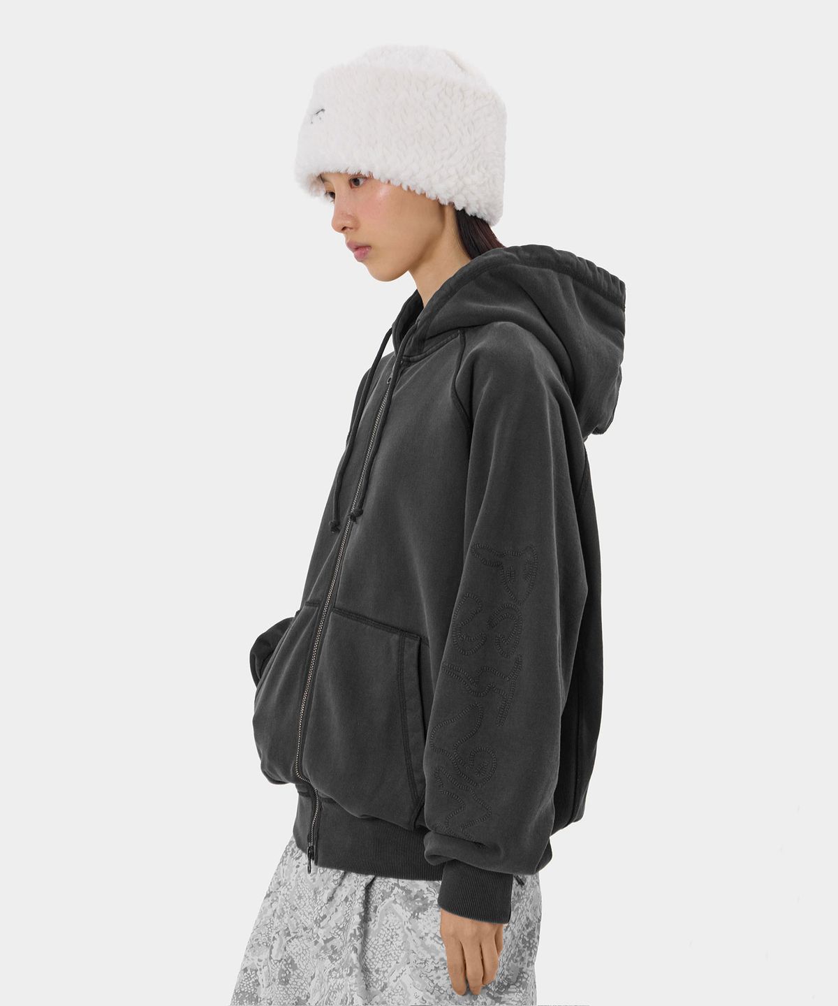 디미토(DIMITO) OVERLOCK ZIP-UP GD HOODIE WASHED BLACK