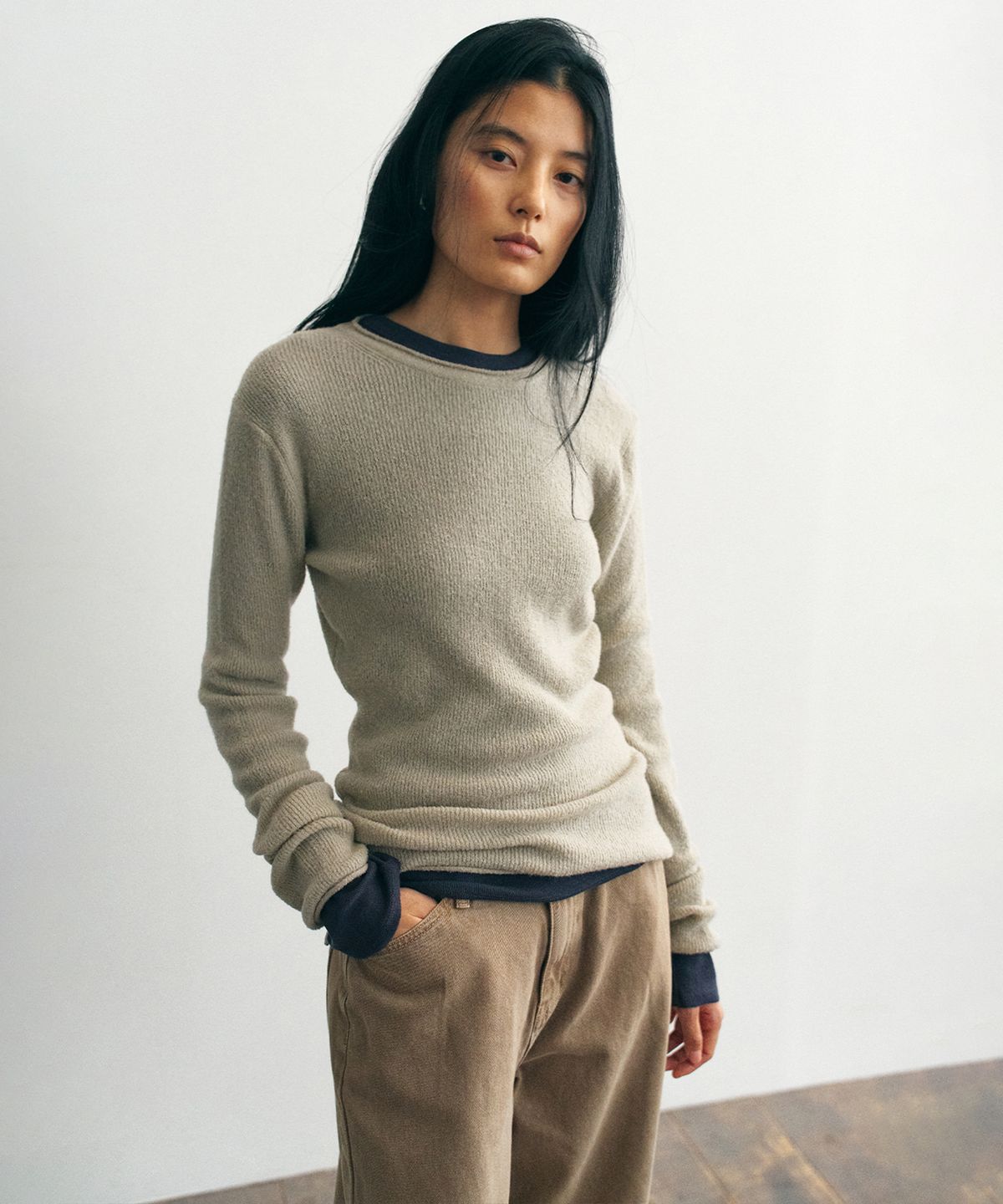 더 릴(THE LILLE) Elena Round Neck Knit_Grayish Beige