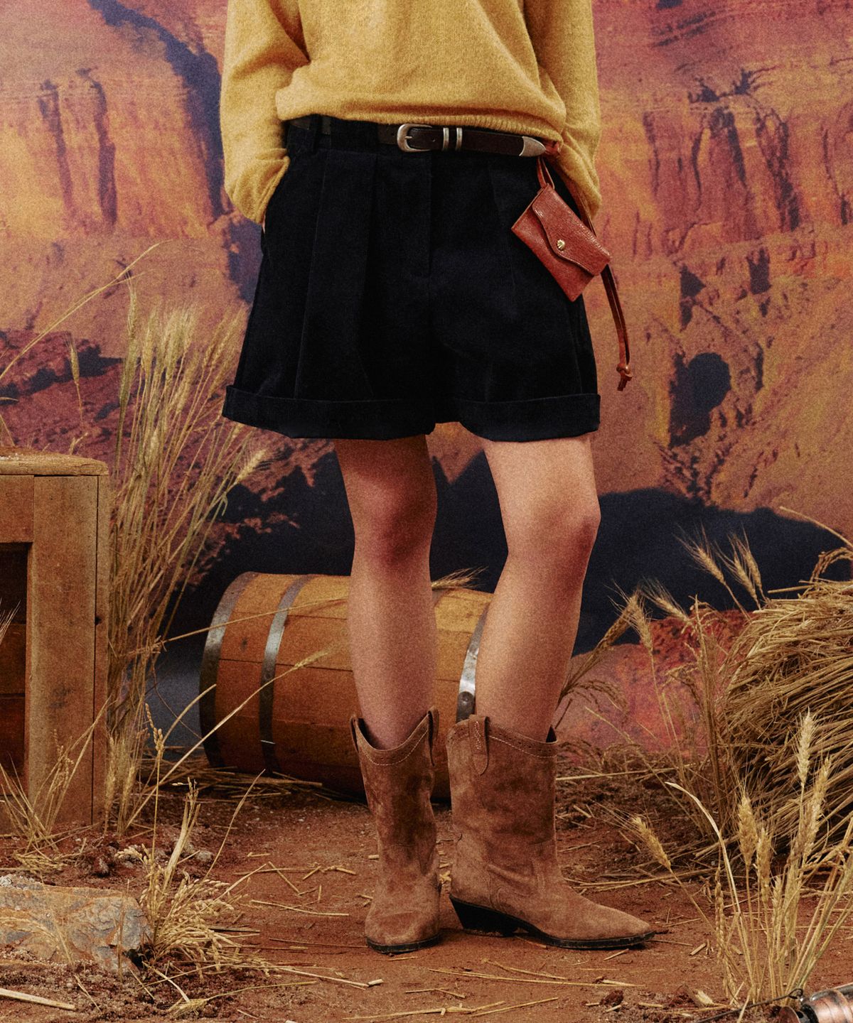 망고매니플리즈(MANGO MANY PLEASE) MARO CORDUROY SHORTS_NAVY