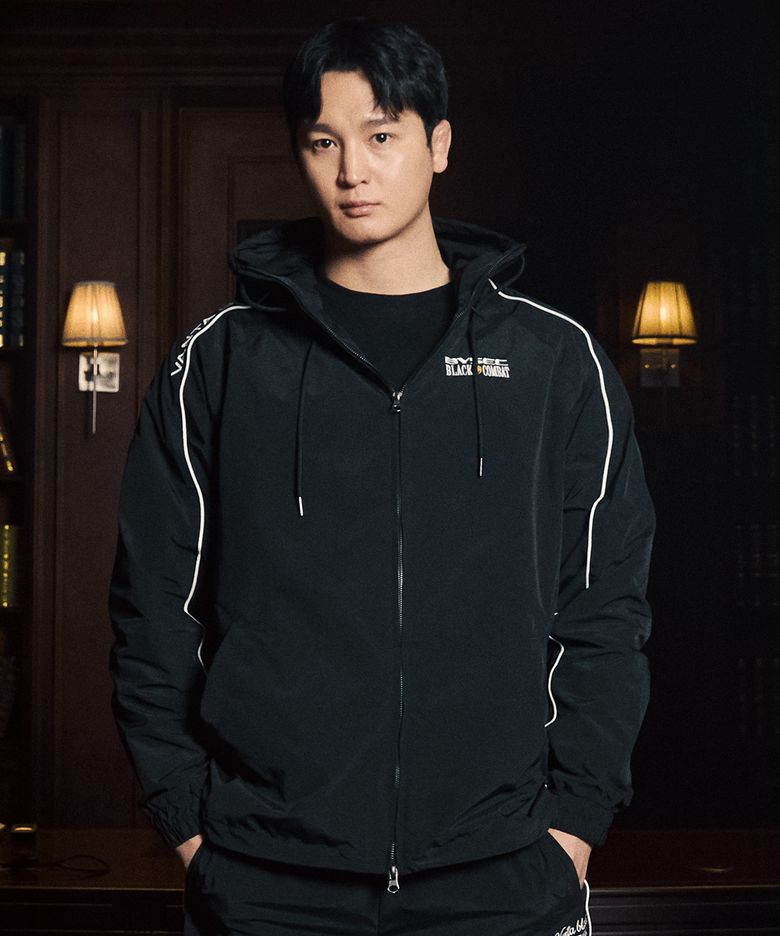 [BYSEC X BLACKCOMBAT] 블랙컴뱃 벤타블랙 우븐자켓