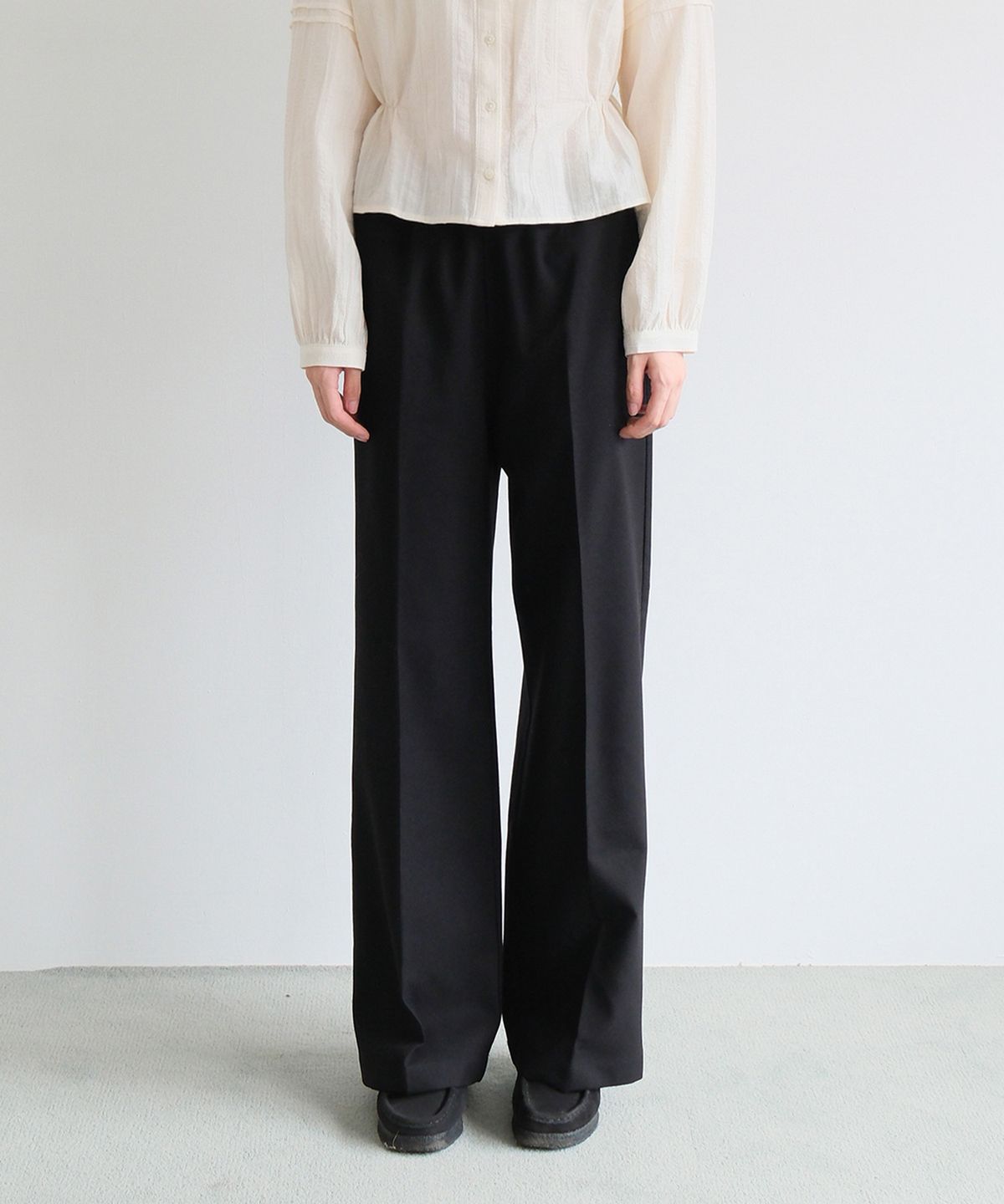 모의(MOUI) Wool banding slacks (BLACK)