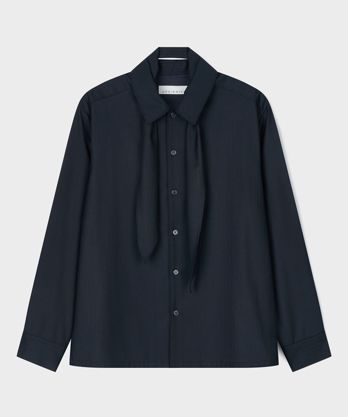 언지미크(UNGIMMICK) STRIPED SHIRT WITH DETACHABLE SCARF (NAVY)