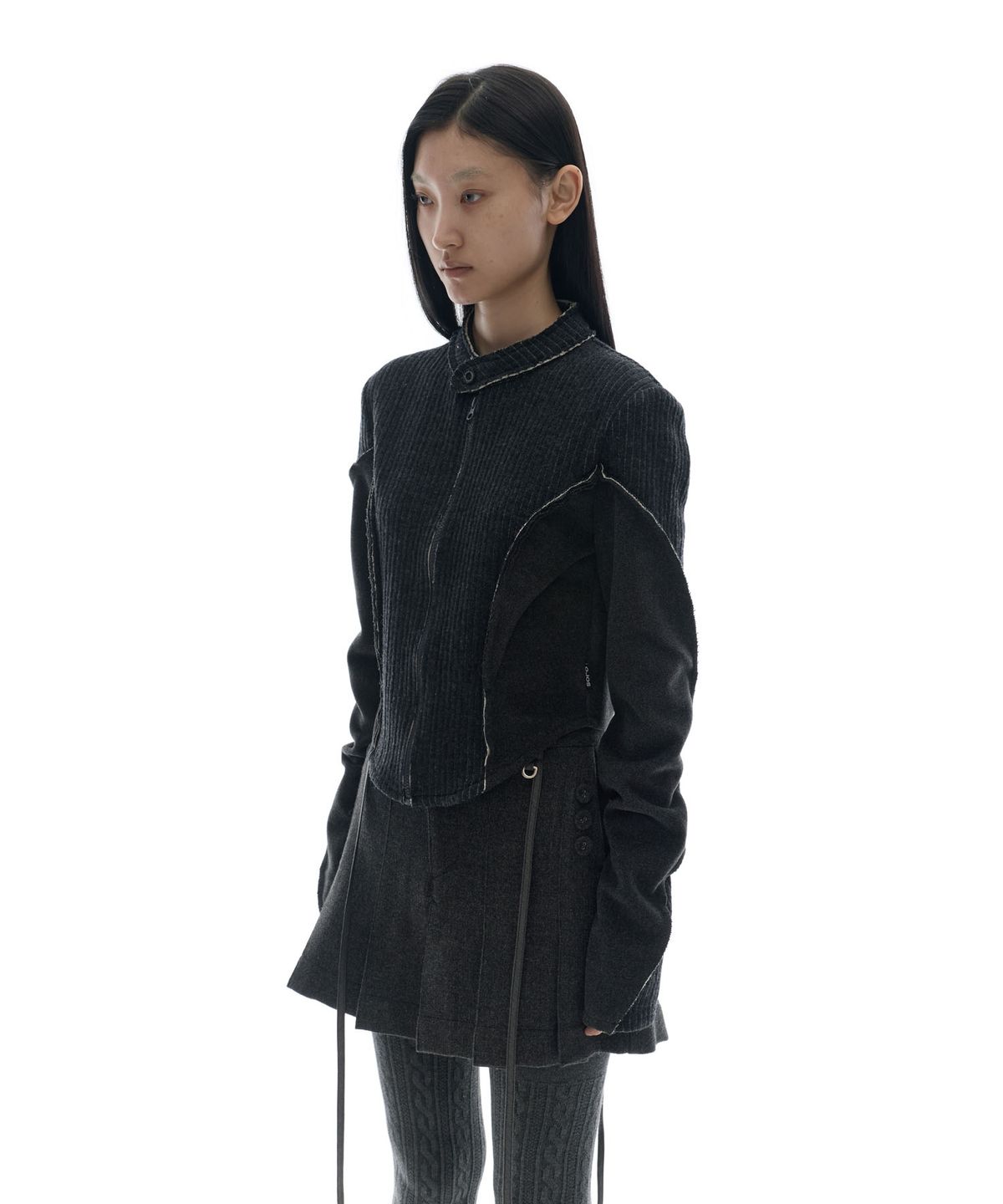 오호스(OJOS) Raw-Cut Cropped Knit Jacket / Charcoal