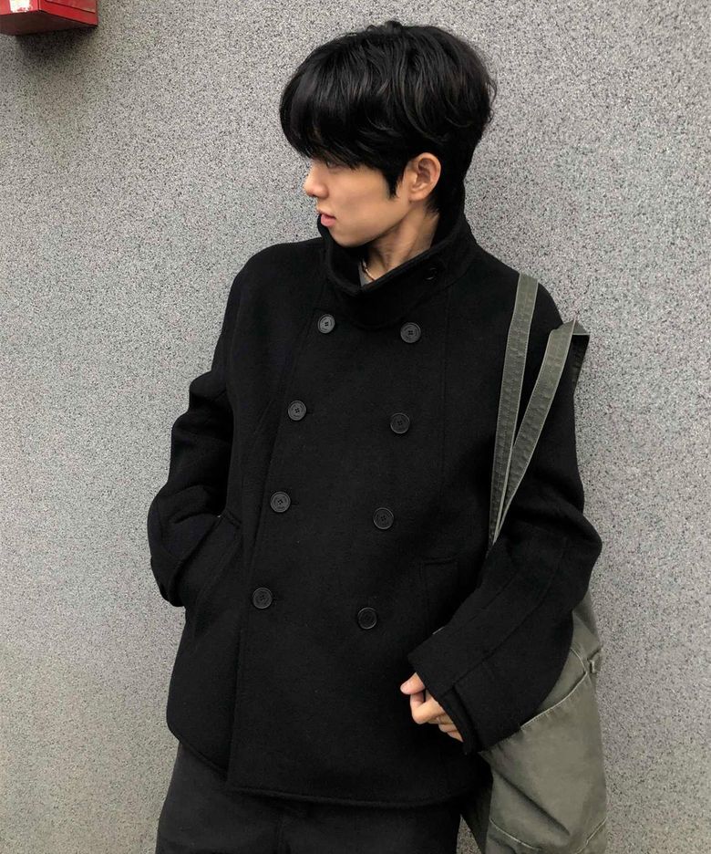 [임서진×미세키서울 맨] Button collar short pea coat BLACK