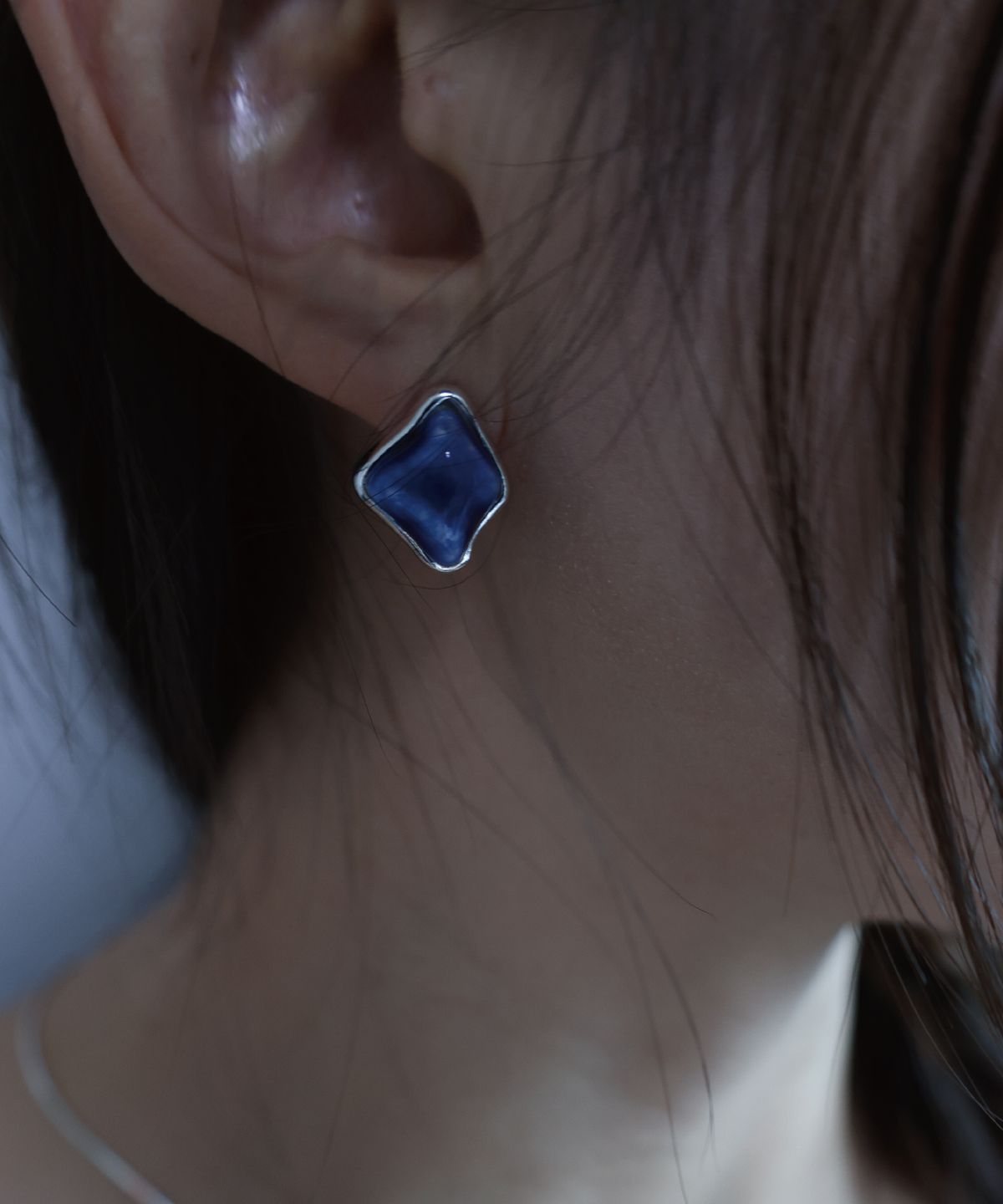 메리티(MERITY) Wave pendant earrings