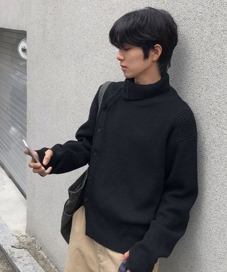 [임서진×미세키서울 맨] High neck side button knit BLACK