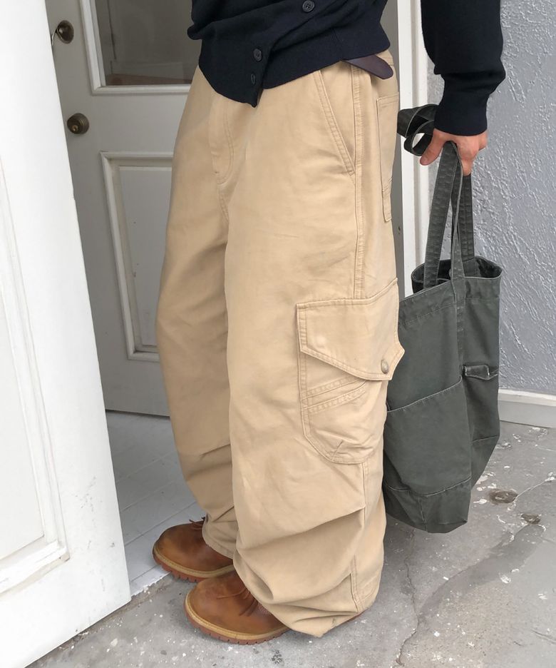 [임서진×미세키서울 맨] Big pocket parachute pants BEIGE