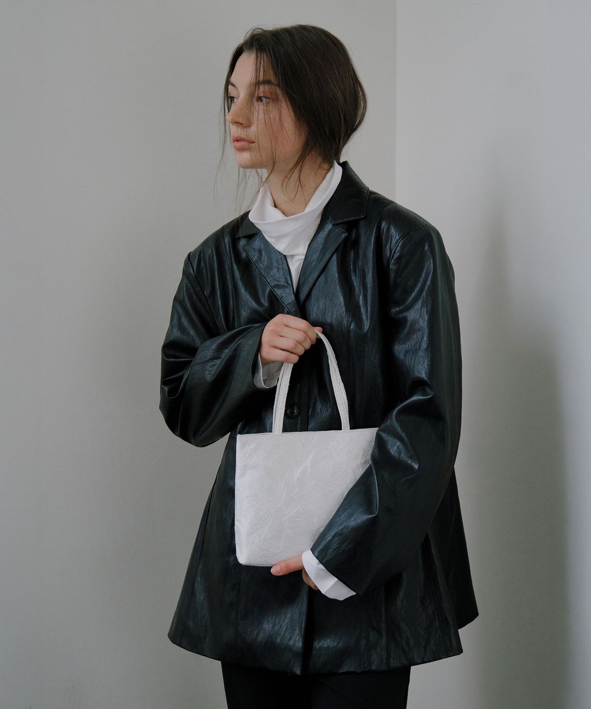 까르몽드(CARMONDE) Atelier Tote Bag - Ivory(Jacquard)
