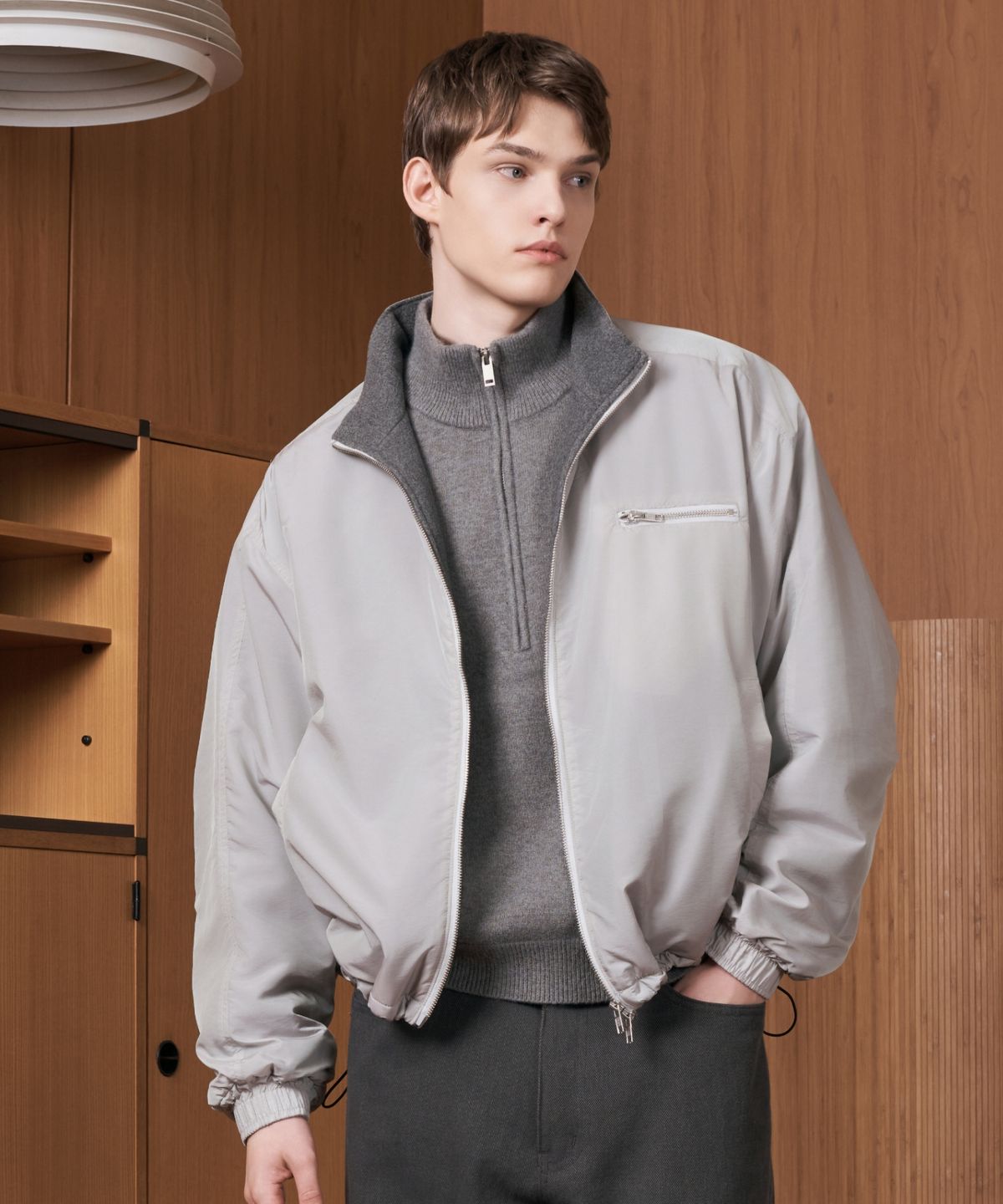 효지(HYOJI) 26 FW 하이넥 배색 플리스 커브드 패딩 점퍼 (3컬러)