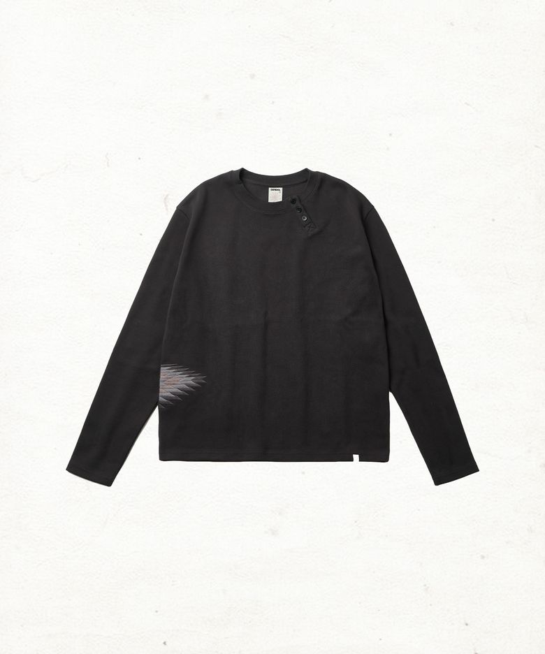 DD aztec waffle henley neck long sleeve (CHARCOAL)