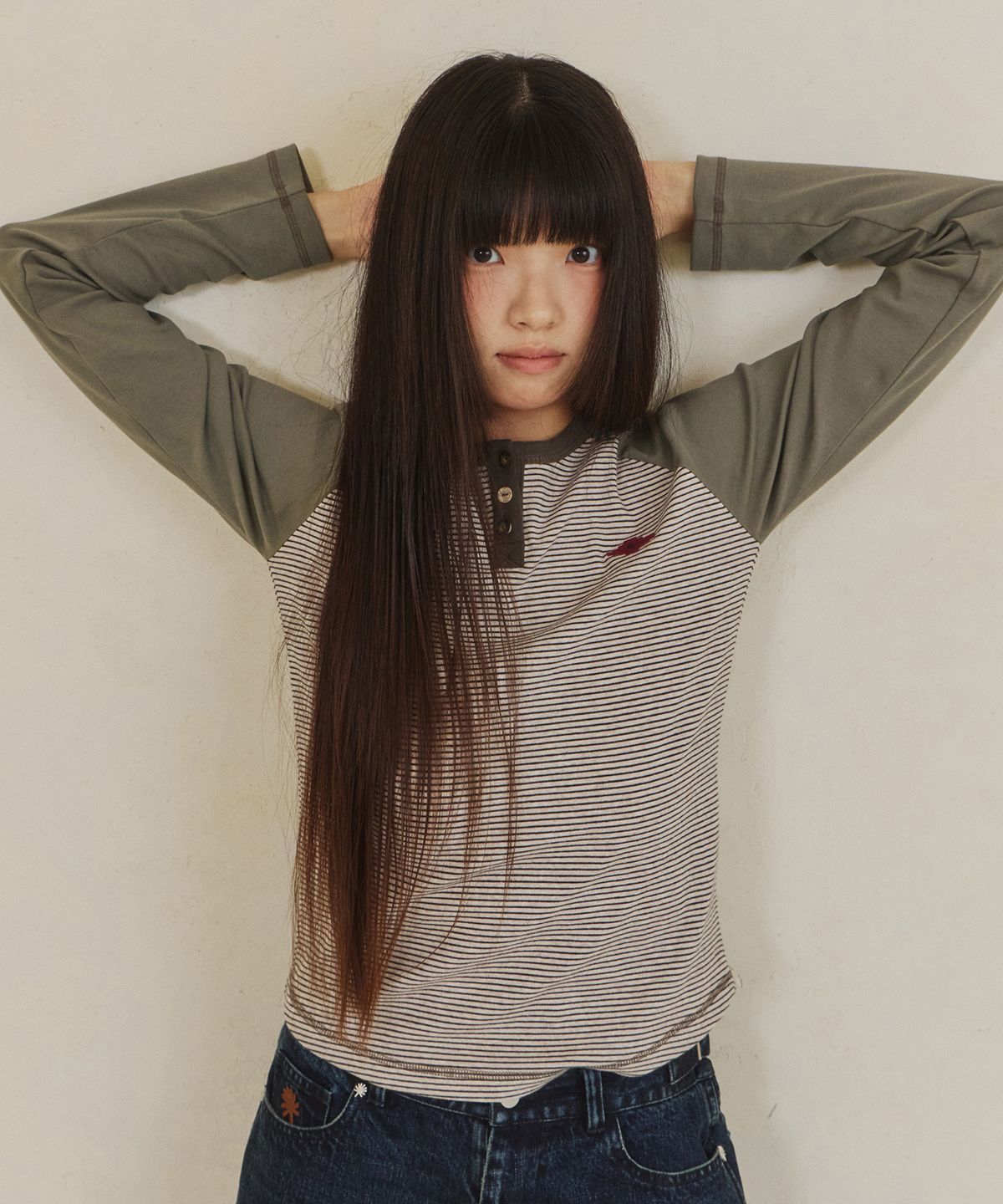 단델(DANDEL) DD raglan henley neck long sleeve (KHAKI)
