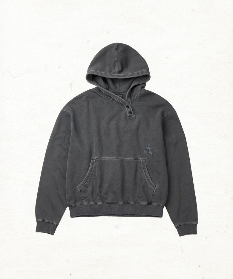 DD slant henley neck pigment hoodie (CHARCOAL)