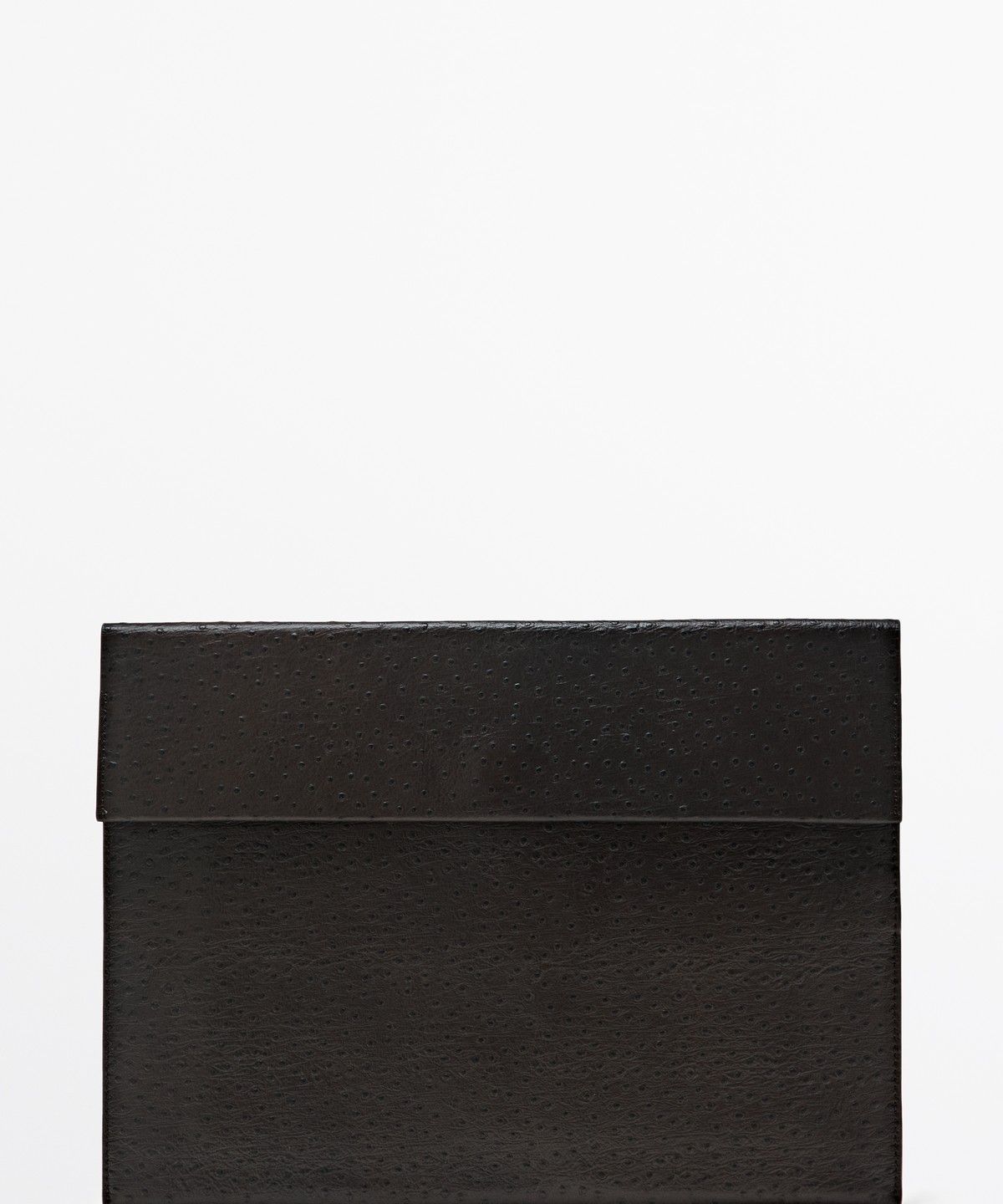 마시모두띠(MASSIMO DUTTI) 타조 텍스처 레더 노트북 케이스