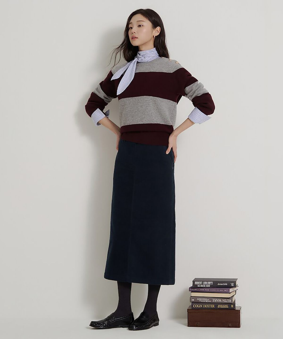 빈폴 레이디스(BEANPOLE LADIES) 코듀로이 H라인 스커트  네이비 (BF6927C22R)