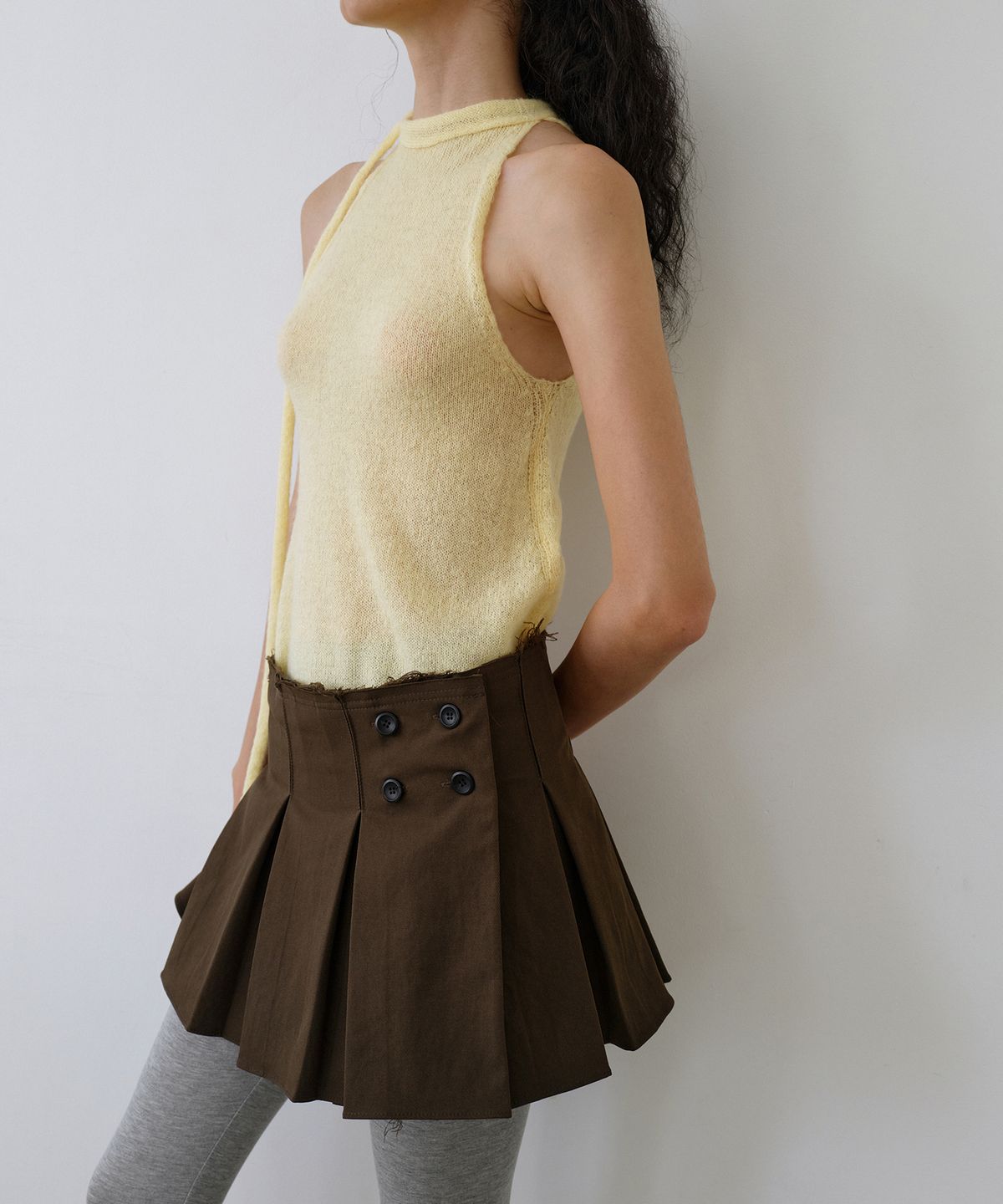 우네씬(UUNE SCENE) Pleated Wrap Skirt_Brown