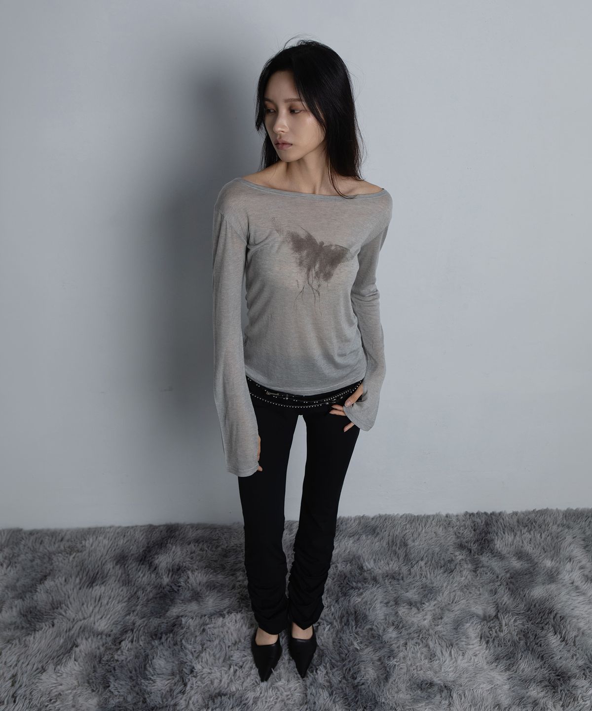 요키토키(YOKI TOKI) BUTTERFLY FINGER HOLE T-SHIRTS [Grey]