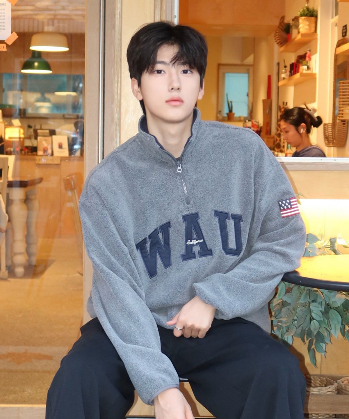후아유(WHO.A.U) Patch Fleece Half Zip-up / WHMAG4V21U