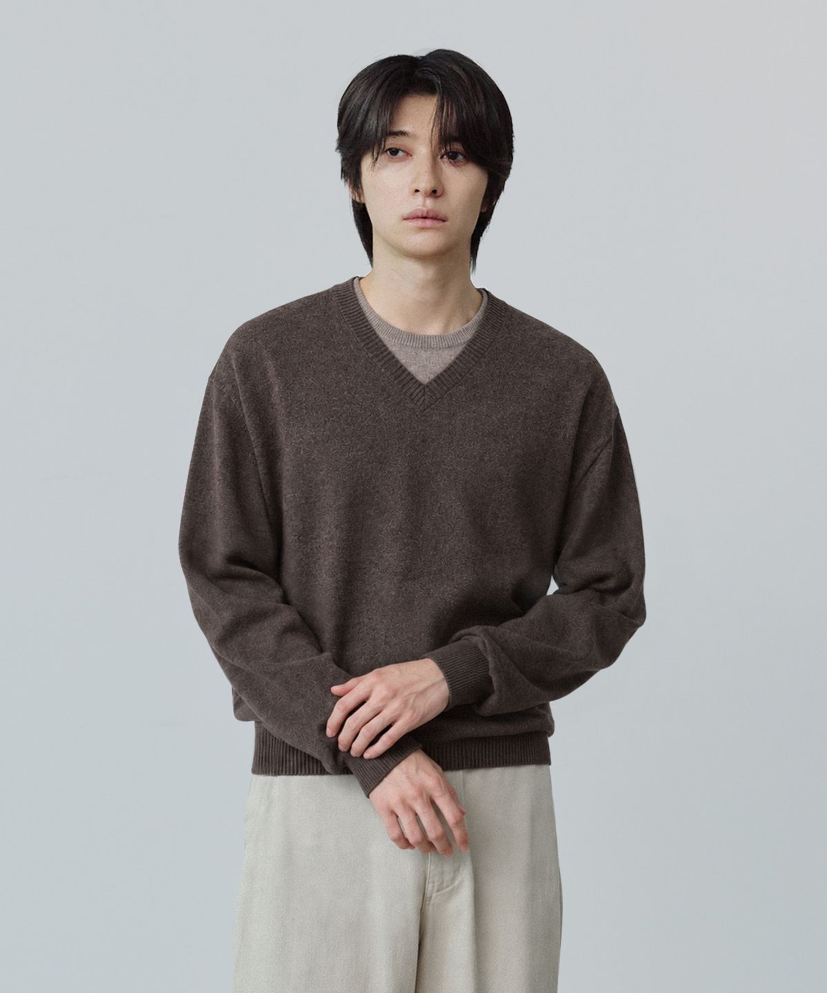 유니온블루(UNION BLUE) LAYERED V-NECK KNIT [MELANGE BROWN]