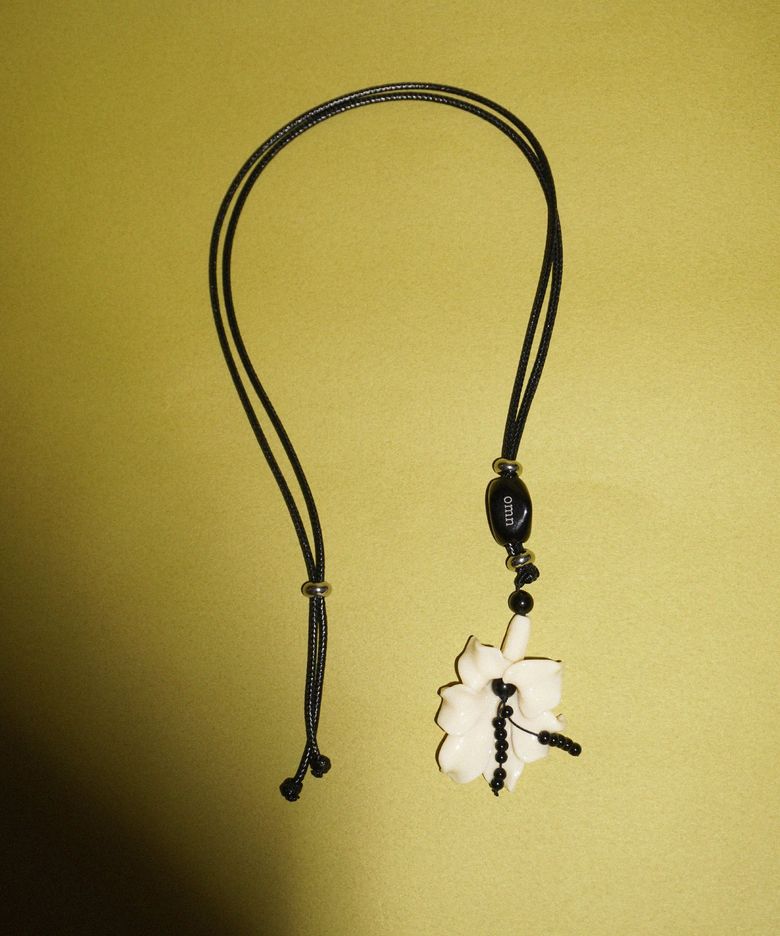 omn Flower Keyring