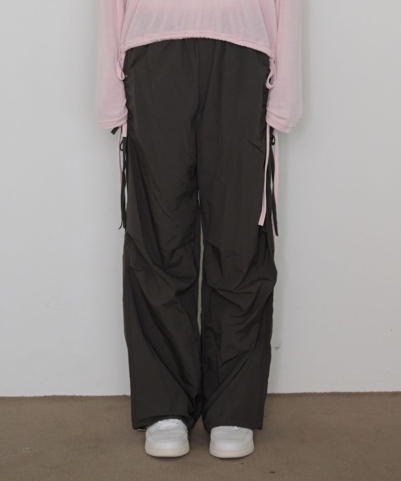 WANDER FLOW SHIRRING PANTS_CHARCOAL