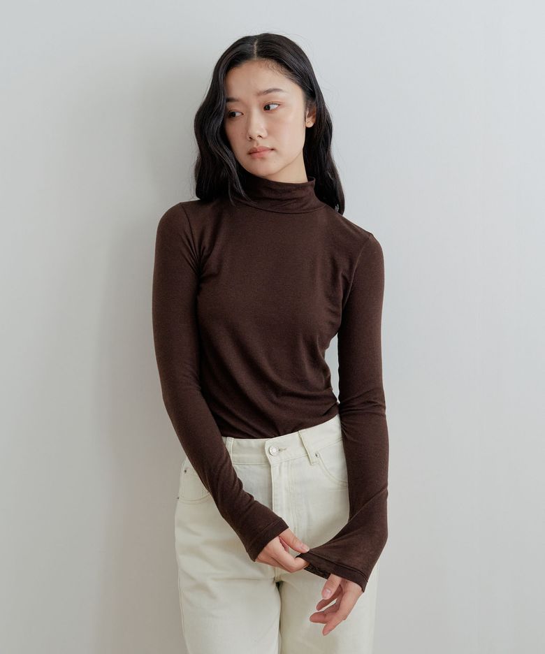 Soft Wool Turtleneck Top_Brown