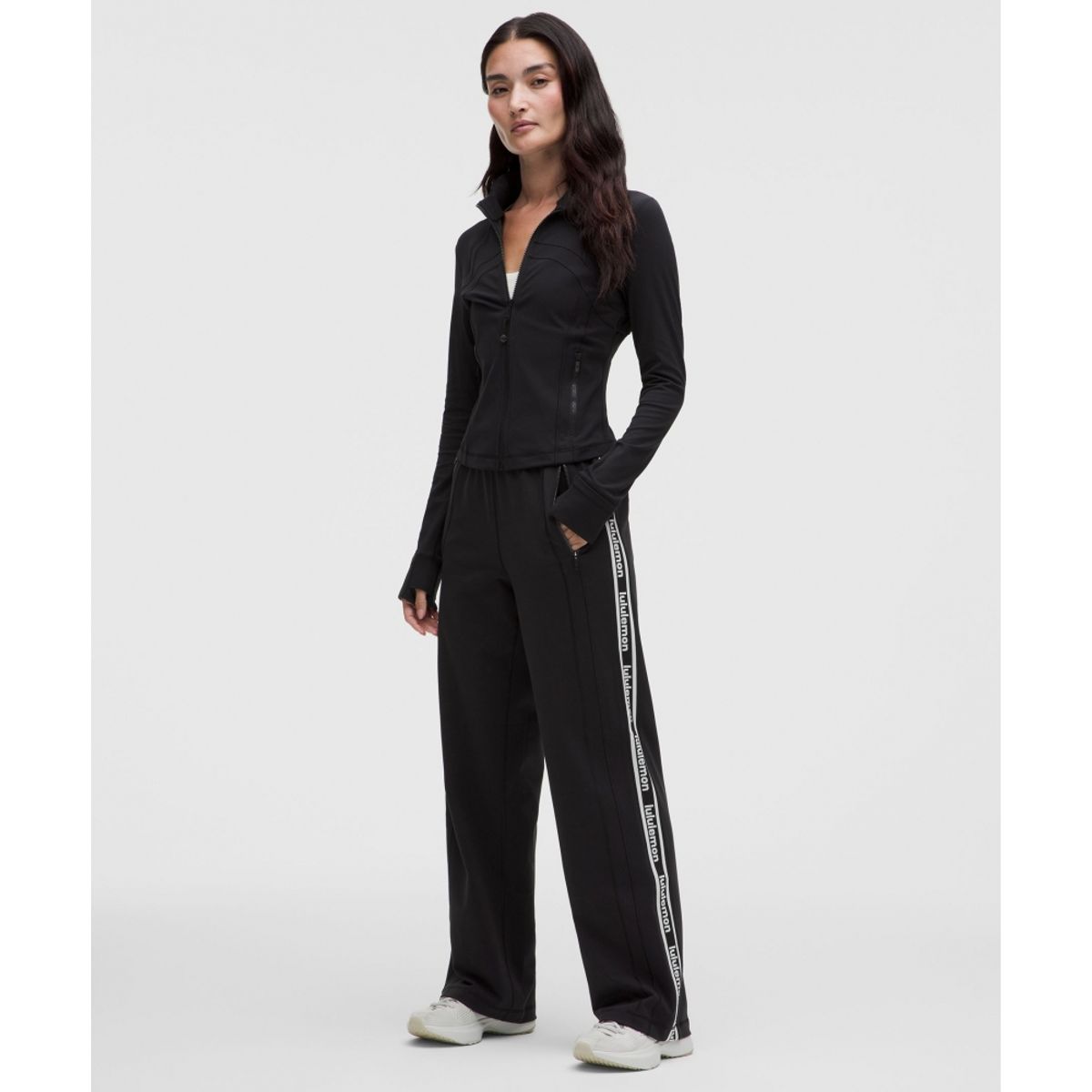 룰루레몬(LULULEMON) 디파인 트랙 팬츠 워드마크 *아시아 핏  BLK LTIV