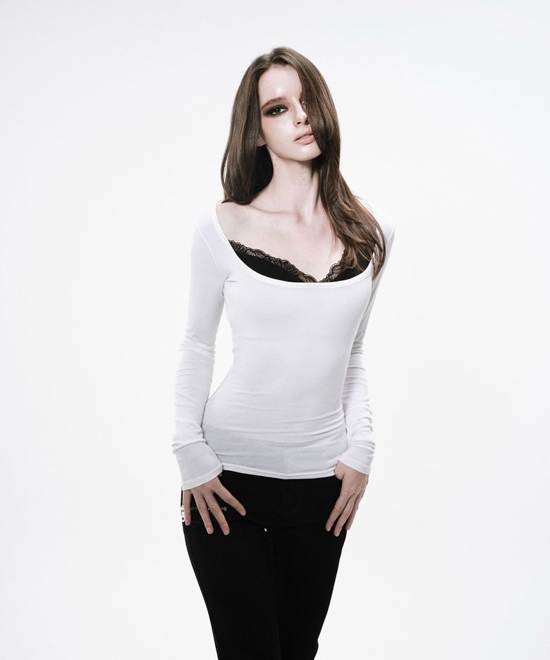 LACE LONG SLEEVE TEE (WHITE)