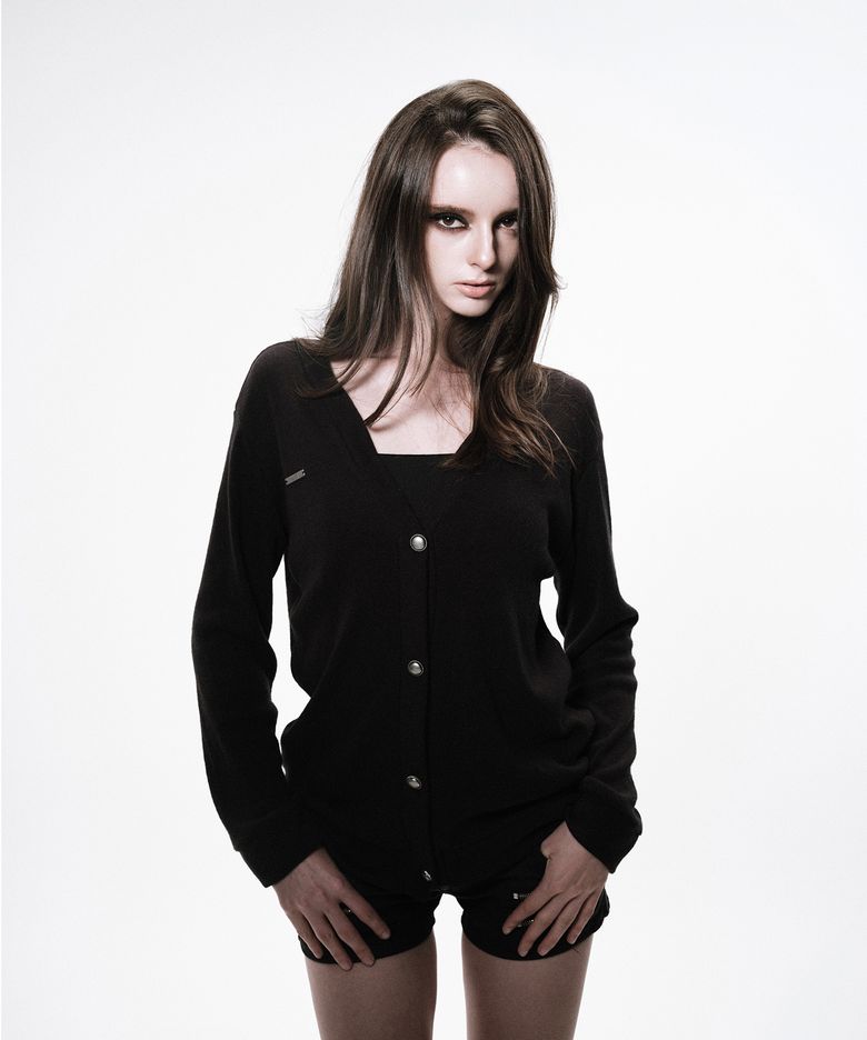 GOTHIC BUTTON CARDIGAN (BLACK)