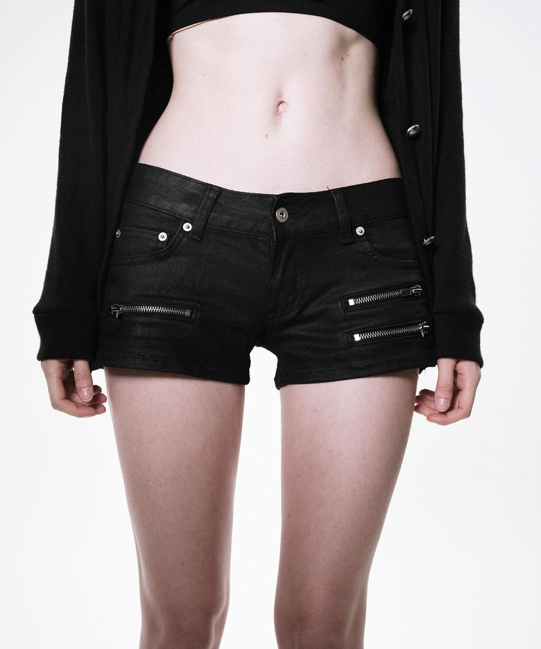 TRIPLE ZIP FOIL SHORTS (BLACK)