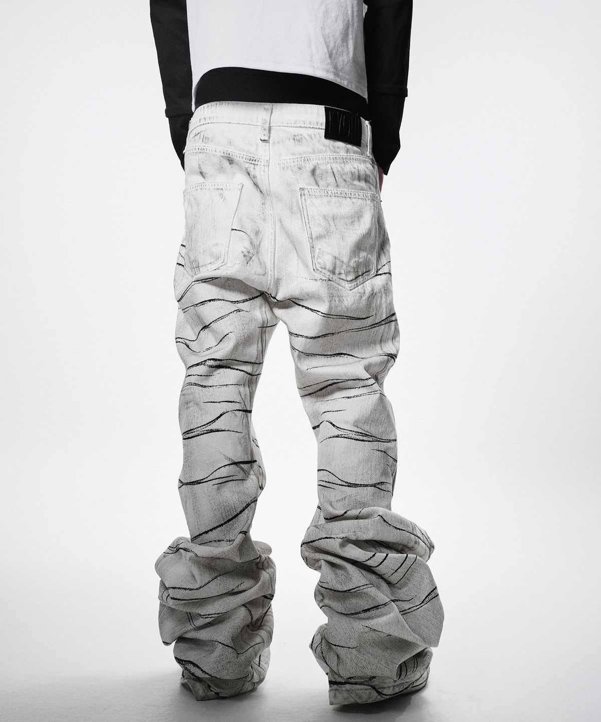 쿄이(KYOIII) EXTREME CURVE JEANS