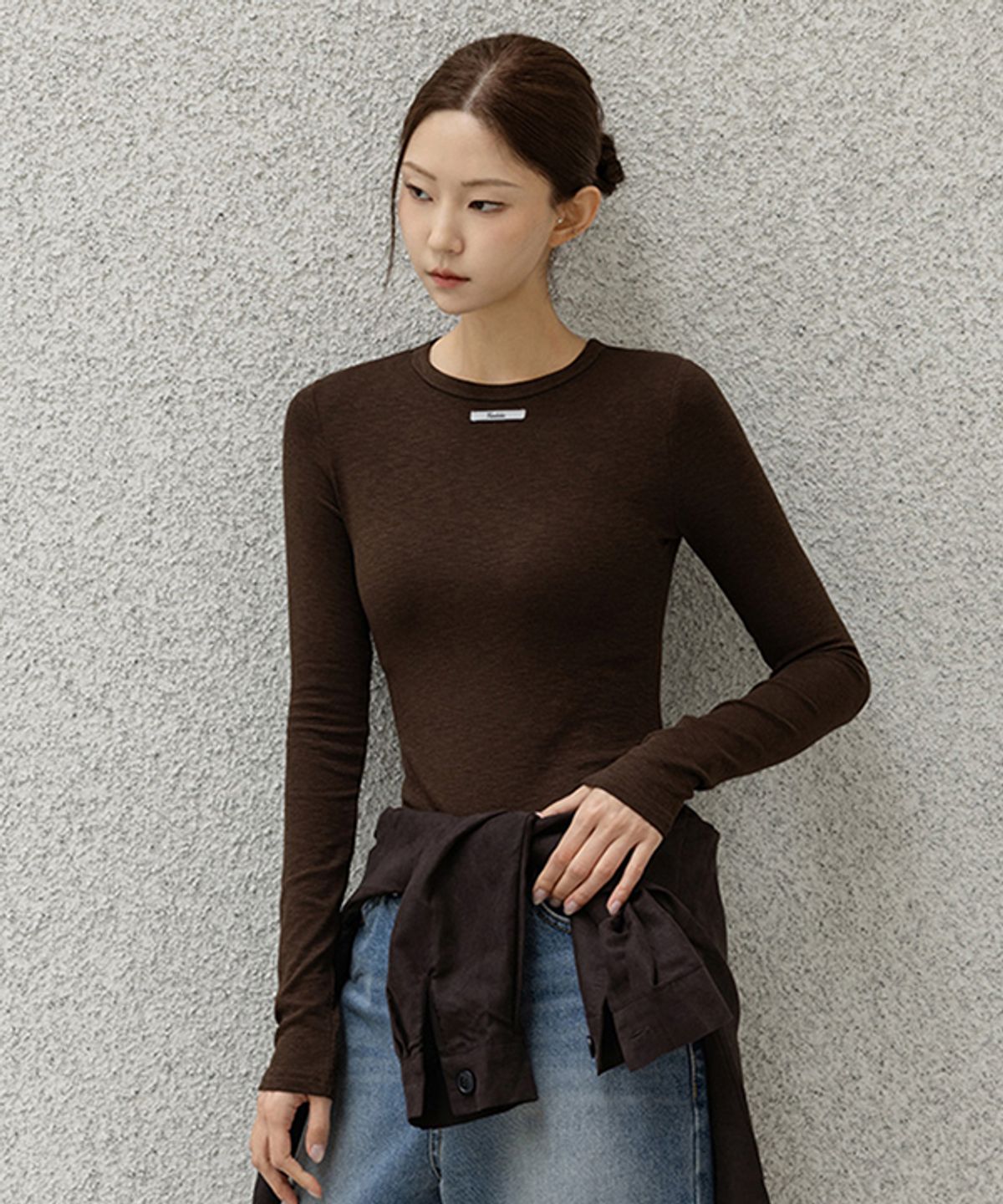 프렌치시크(FRENCHCHIC) 미니라벨 슬림 스판 티셔츠_F6F705TS