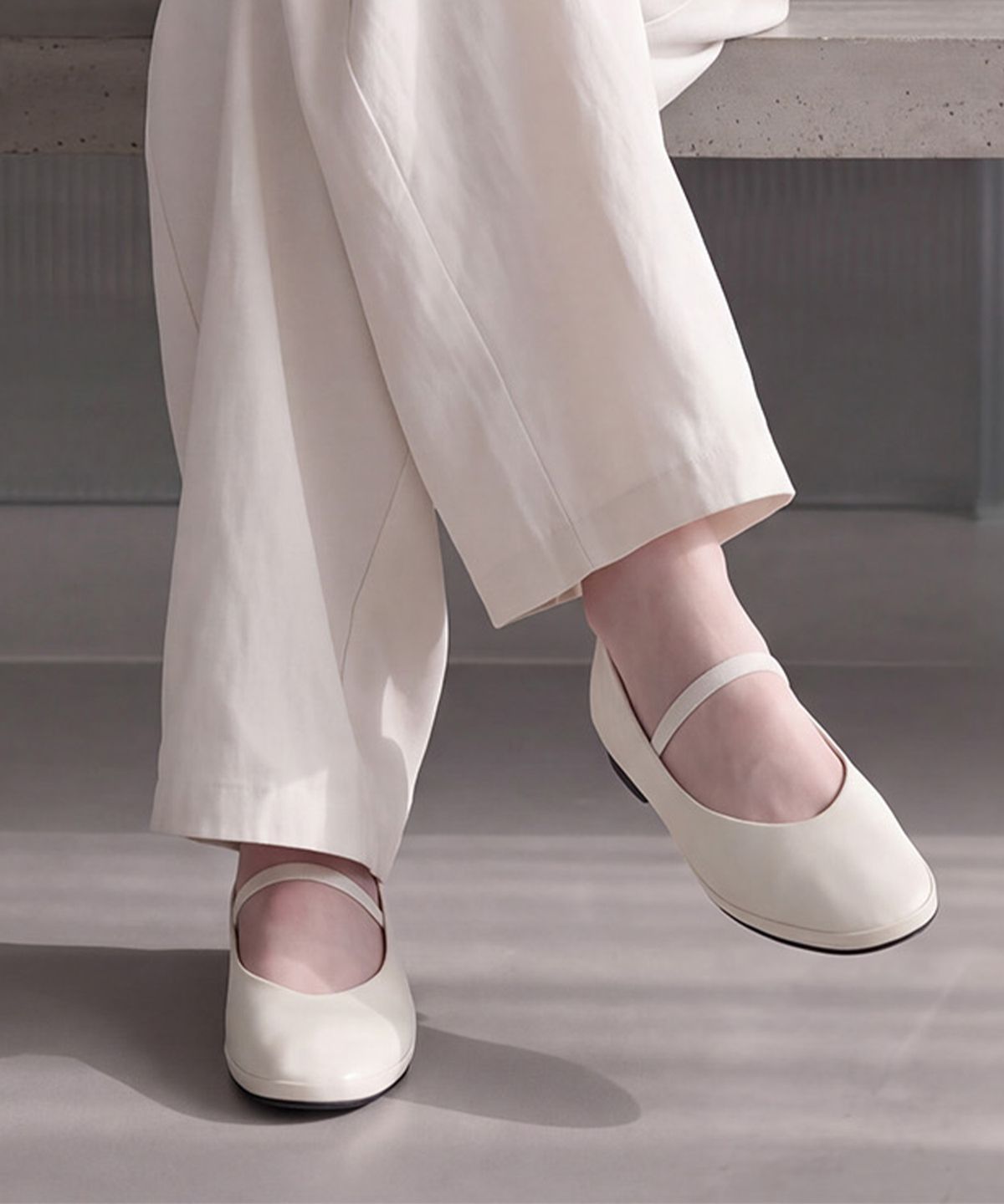 브랑누아(BLANCNOIR) OBSIDIAN_White_B0W4Q0161310