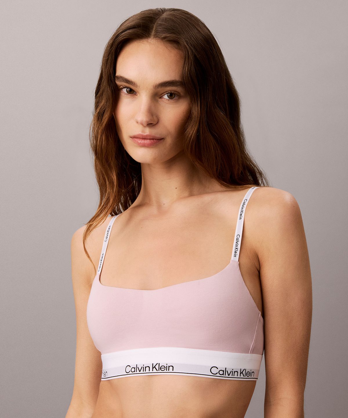 캘빈클라인 언더웨어(CALVIN KLEIN UNDERWEAR) 여성 아이콘 코튼 모달 AF 쉐이브폼 브라렛_QF8994ADMSD