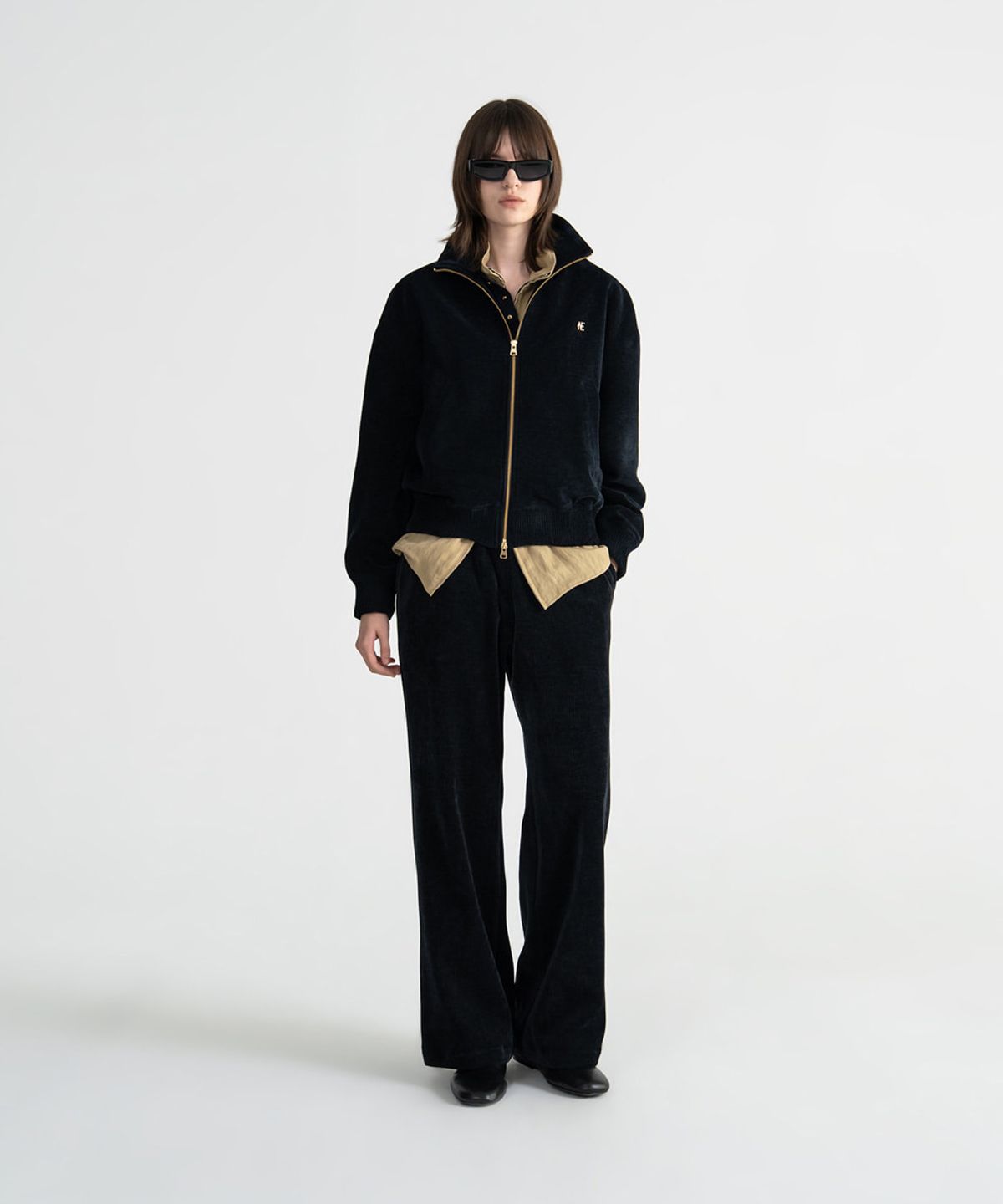 노이스(NOICE) (UNI) CHENILLE RIBBED TRACK PANTS - DARK NAVY