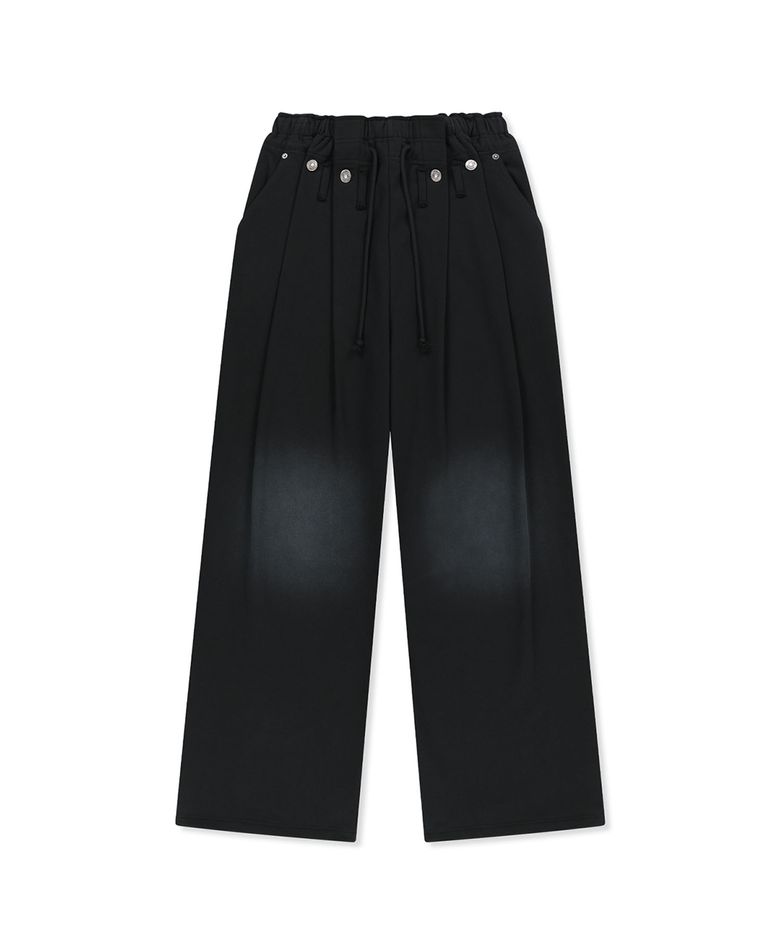 SNAP TUCK WASHED SWEATPANTS IN BLACK