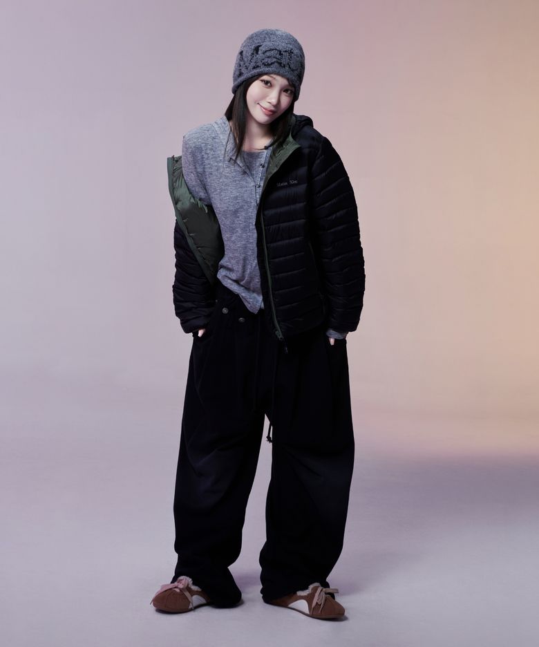 DOUBLE LAYER BUTTON HOOD TOP IN GREY
