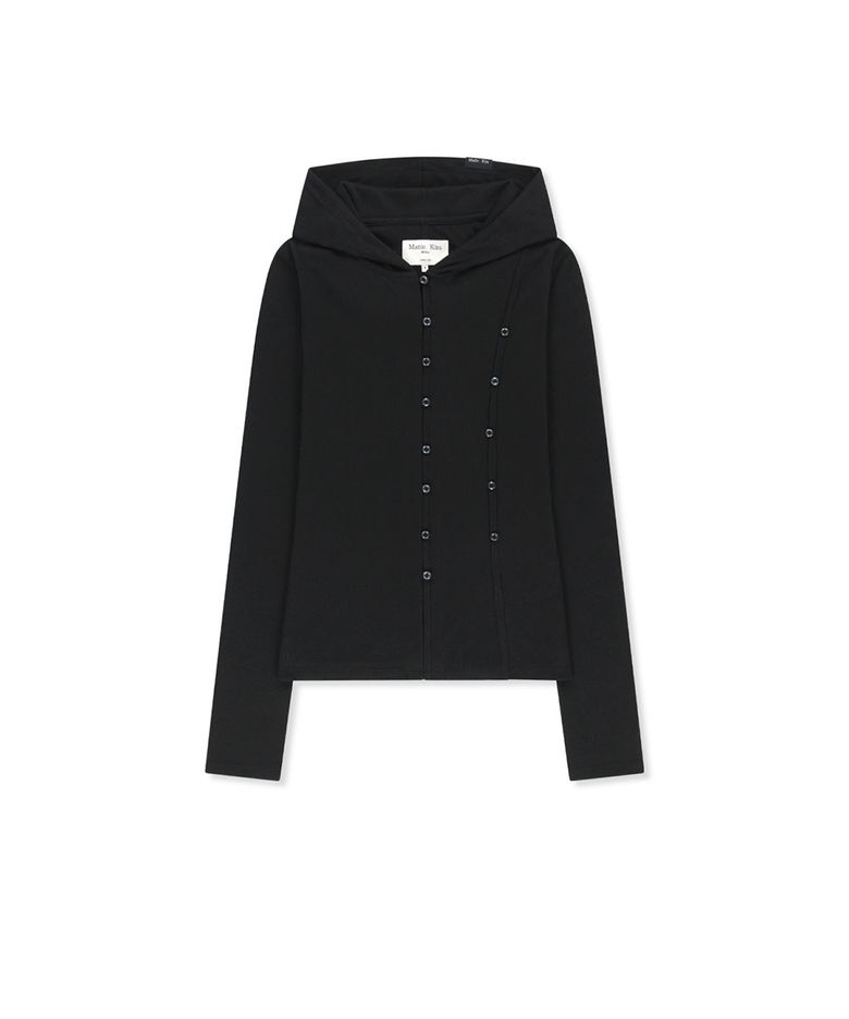 DOUBLE LAYER BUTTON HOOD TOP IN BLACK
