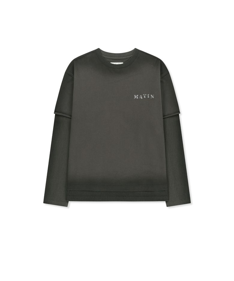 DUST WASHED LOGO LAYERED TOP IN CHARCOAL