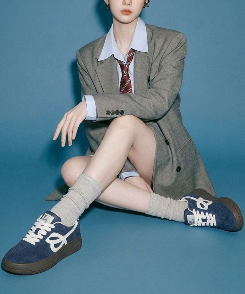 알투라 (VINTAGE NAVY) / DAWN180