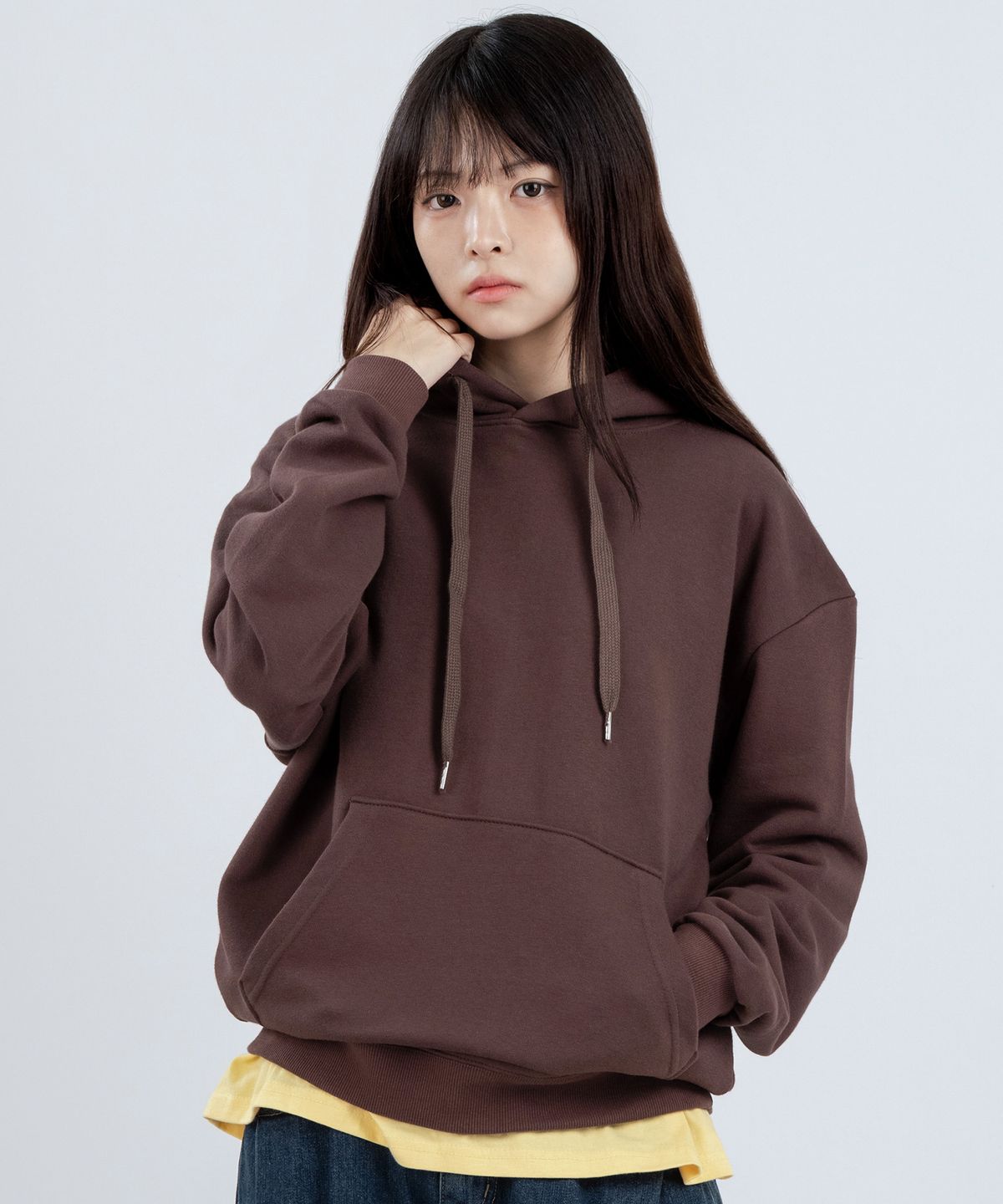 엘런아시(ELLENASSY) 무지 베이직 오버핏 후드 브라운