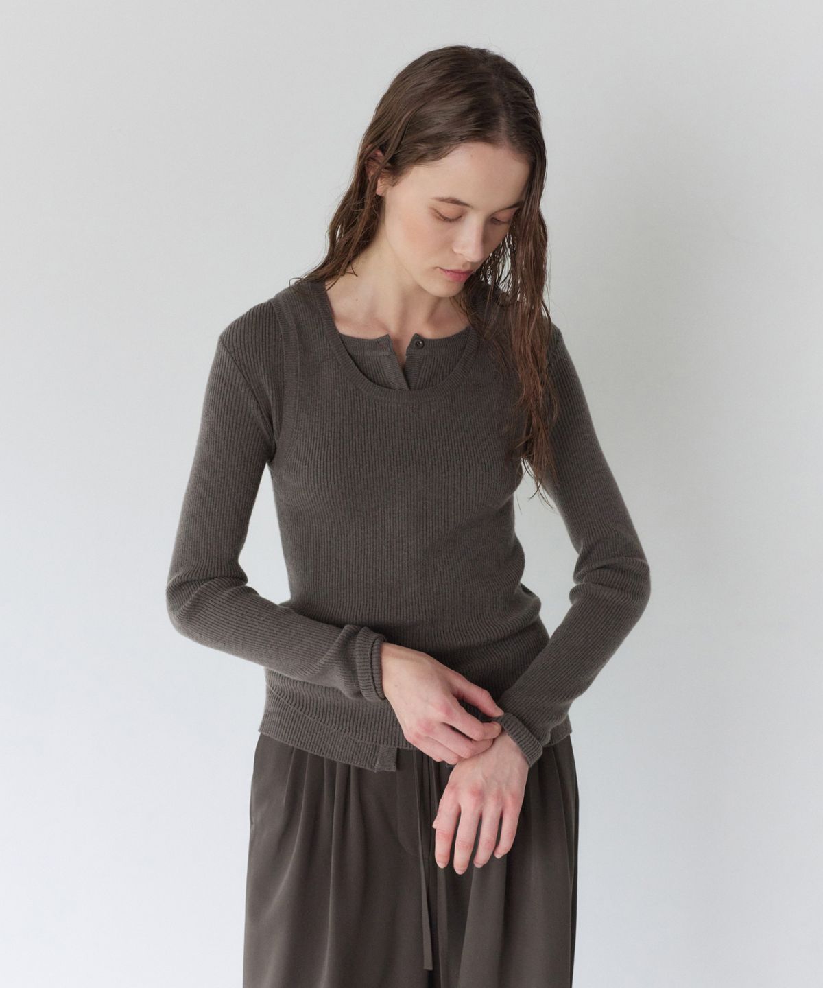 이어닝(YEARNING) RIB KNIT CARDIGAN SET-UP, KHAKI BEIGE
